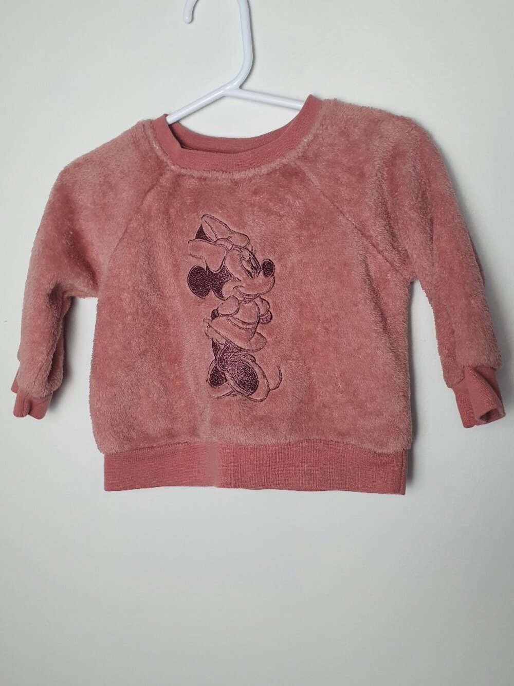 Disney Baby Minnie Mouse Fuzzy Sherpa Fleece Sweatshirt - 9M